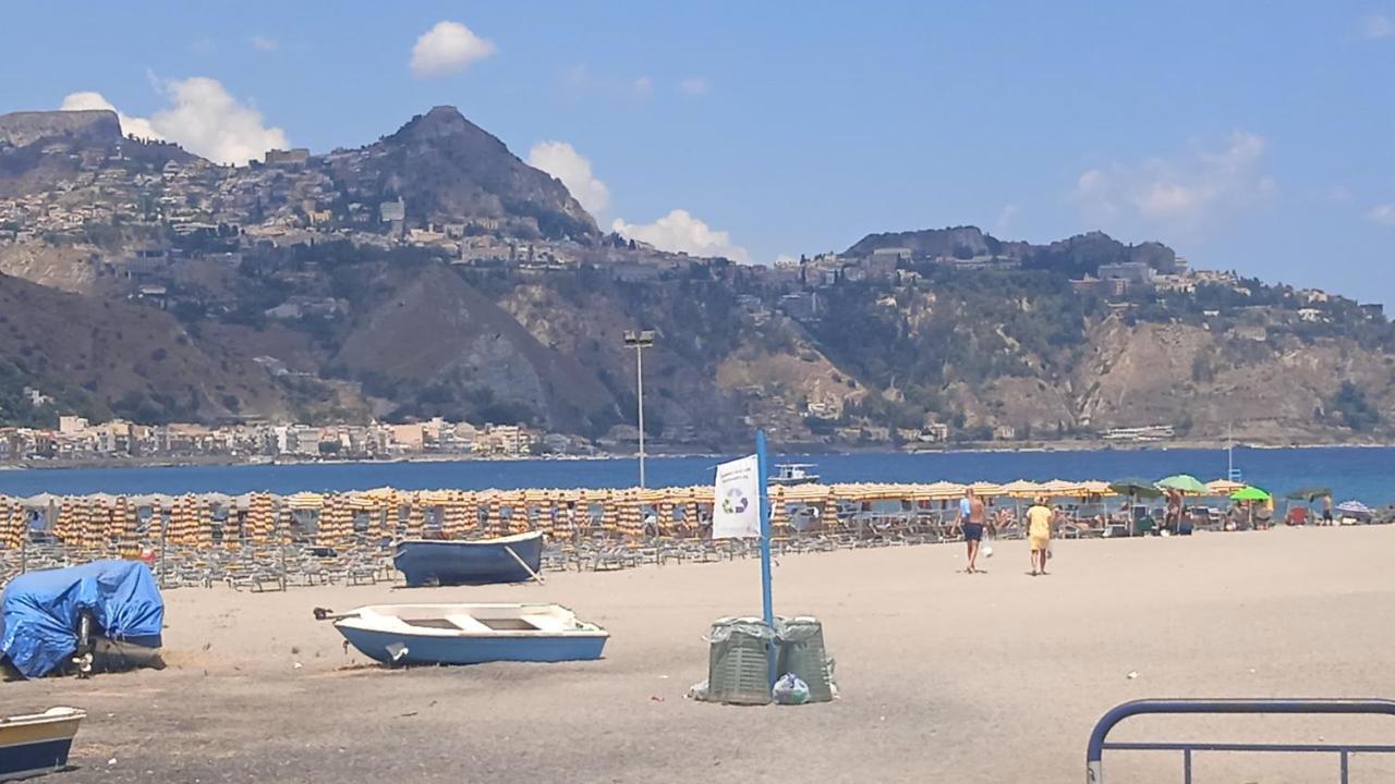 דירות גיארדיני נאקסוס Donna Sicilia 2 מראה חיצוני תמונה